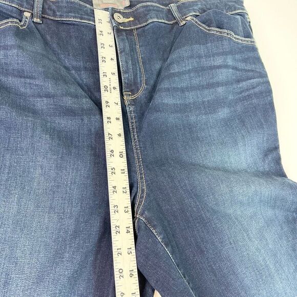 Torrid Jeans Women's 22 Midfit Super Skinny Soft 5 Pocket Style Slim Legs - Picture 4 of 10